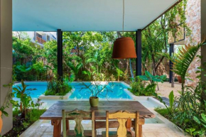VISCOUNT IV MANOR TULUM By SANDY POWERFUL